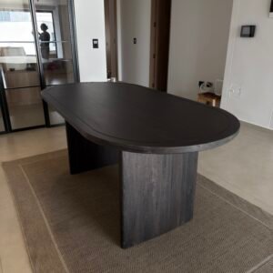 Mesa de comedor Monserrat de diseño curvo en madera - Casa Líder Mobiliario